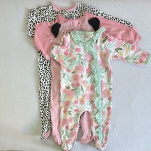 Pajama 3 pcs. Bundle Footed footies 6-9 months infant baby girl sleepers